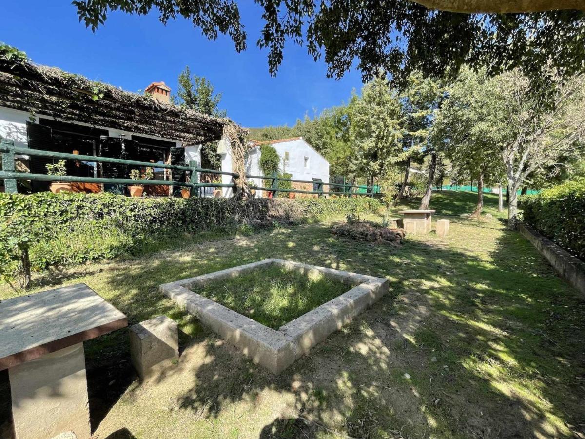 La Albergueria Complejo Rural Canamero Екстер'єр фото